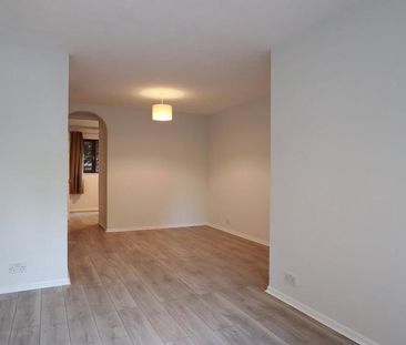 1 bedroom ground floor flat to rent - Photo 3