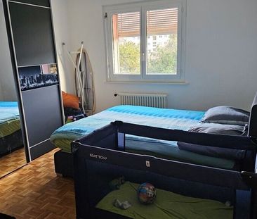 Nice 4-room apartment refurbished in Orbe - Photo 2