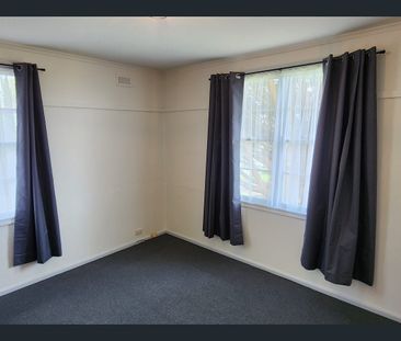 3 Bedroom Home - Photo 3