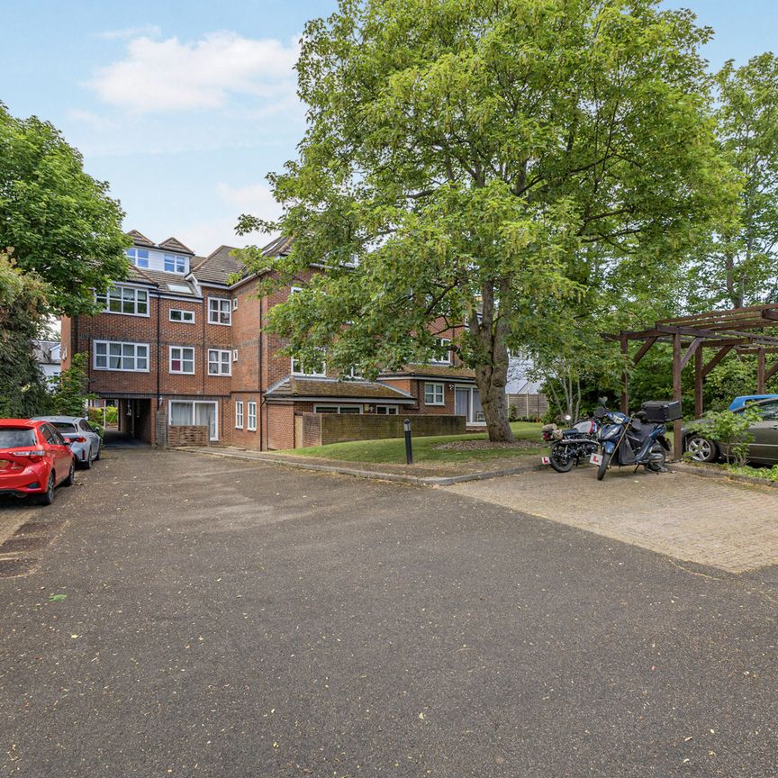 apartment to rent Cedar Road, Sutton, SM2 - Photo 1