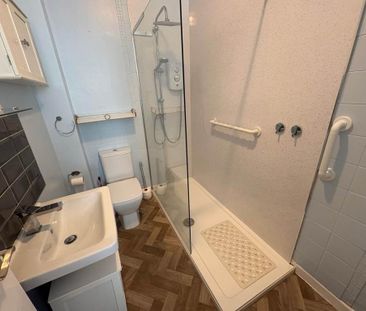 1 bedroom ground floor flat to rent - Photo 6