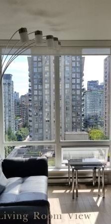 Furnished Apartment in Yaletown – Prime Location! - Photo 1