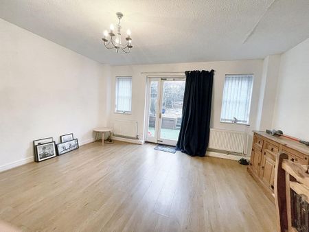 2 bedroom property to rent - Photo 3