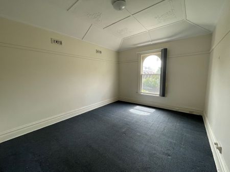 2-Bedroom Unit in a Convenient Location - Photo 5