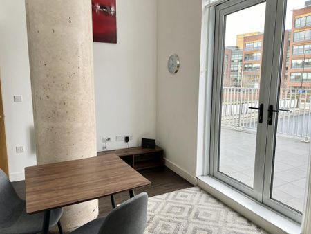 2 bedroom flat to rent - Photo 4