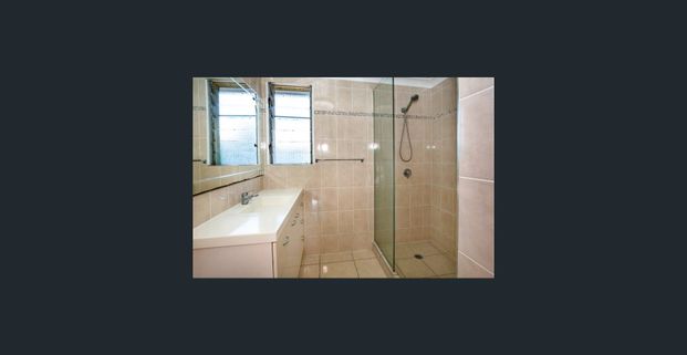 Spacious Family Home with Granny Flat & Large In-Ground Pool - Photo 1