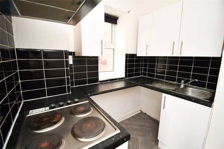 Alexandra Road, CH43 4XX, Prenton - Photo 5