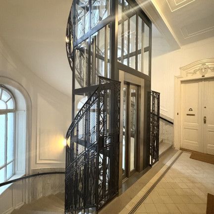 Großzügige 3 Zimmer Wohnung I Altbau - Photo 1