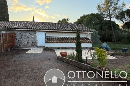 Appartement Roquebrune Sur Argens 1 pièce - Photo 2