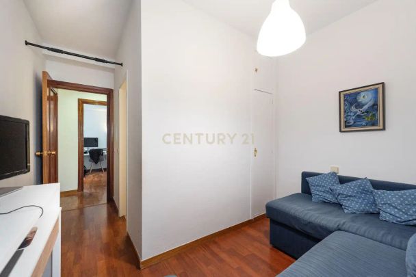 Apartamento de alquiler en Calle Prado del Rey, Pozuelo de Alarcón, Spain, 69, Prado de Somoaguas - Photo 1