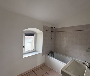 Location Appartement 2 pièces 49m² CASTELNAUDARY 11400 - Photo 5