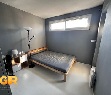Location Appartement 5 pièces 81m² RENNES 35000 - Photo 2