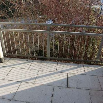 TOP Whg. / mit Balkon / Bad mit Fenster / sep. WC u.v.m. - Foto 1