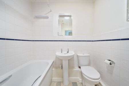 Dairy Farm Place, London, SE15 - Photo 2