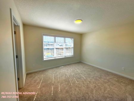 UPPER 2432 206 Street Northwest - Photo 5