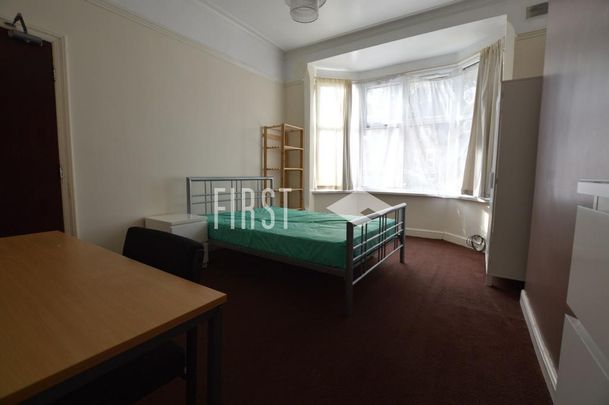 5 bedroom terraced house to rent - Photo 1