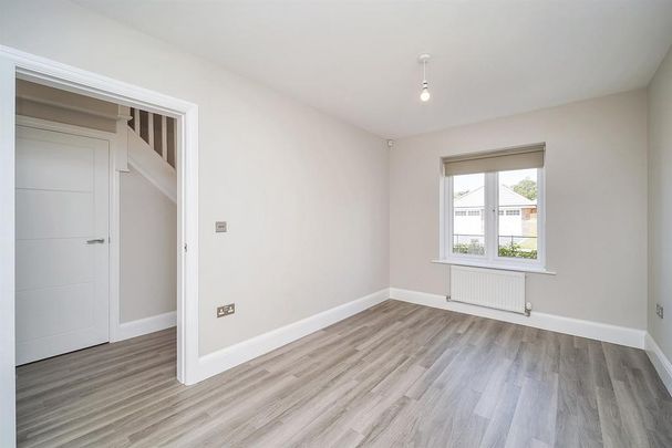 3 bedroom semi-detached house to rent - Photo 1