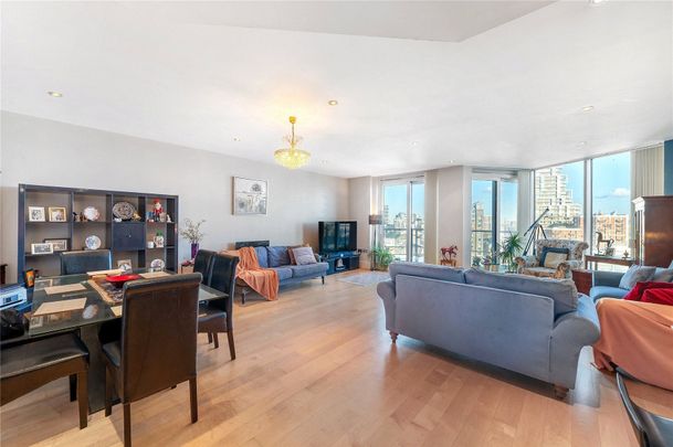 Ensign House, Juniper Drive, London, SW18 flat to rent - Photo 1