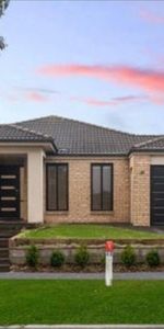 Cranbourne - Photo 4