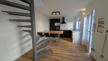 Location Appartement 2 pièces 56m² MULHOUSE 68100 - Photo 3