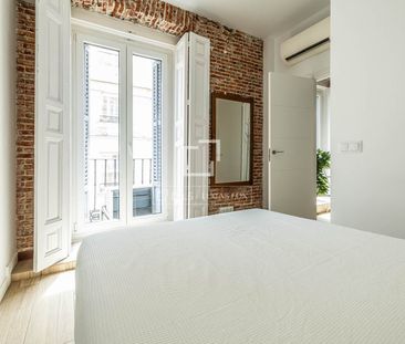 Excellent 2 Bedroom apartment for rent in Cortes / Huertas, Madrid - Photo 6