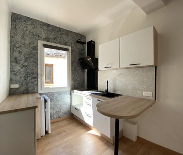 Ecusson - T1- 28.17m2 - Photo 2