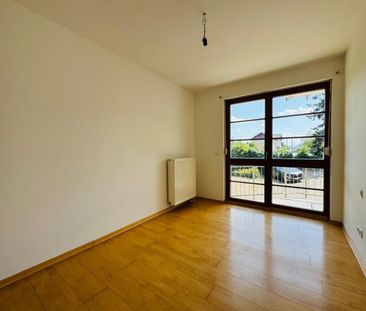 Lichtdurchflutete Balkonwohnung mit guter Verkehrsanbindung - Photo 2