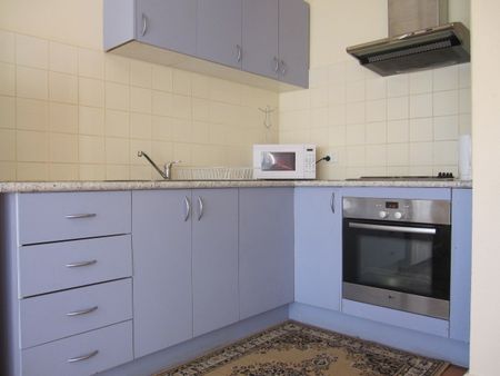 Charming One-Bedroom Villa - Photo 4