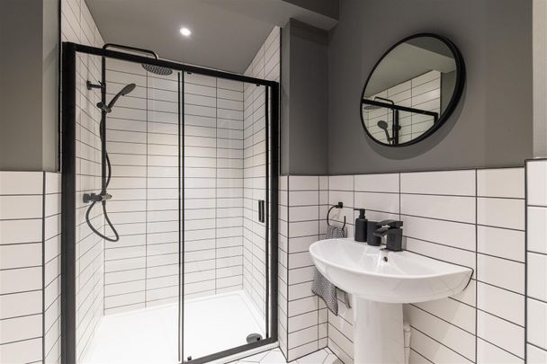 Westbourne Avenue, Gateshead, Tyne and Wear - Photo 1