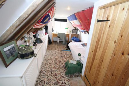 3 bedroom flat to rent - Photo 2