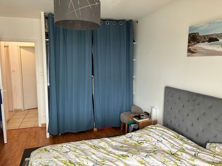 Location Appartement 3 pièces 66m² - Photo 2