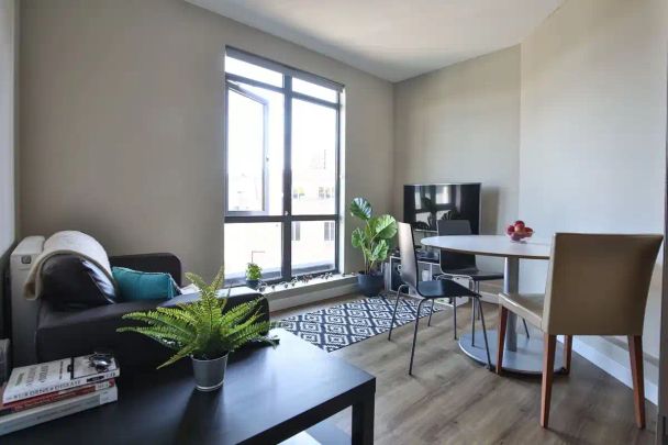 Classic 2 Bed Apartment - Photo 1
