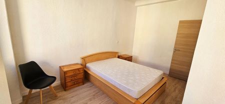 Location Appartement 2 pièces 47m² GONFARON 83590 - Photo 4