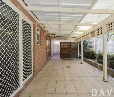 Spacious Two-Storey Townhouse - Photo 1