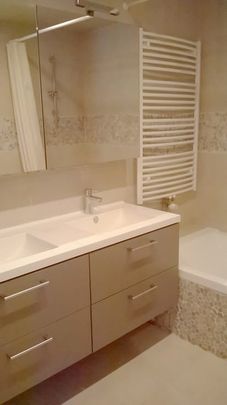 Appartement te huur - Foto 1