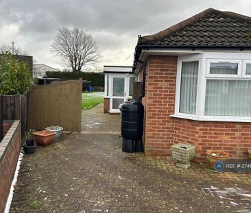 2 bedroom bungalow to rent - Photo 2