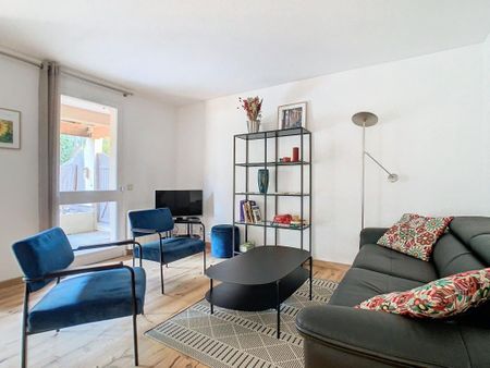 À LOUER – Appartement T2 meublé avec grande terrasse – Villeneuve-lès-Avignon - Photo 2