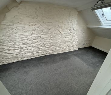 Clare Terrace, Falmouth - Photo 4