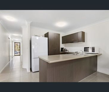 1/19 Harry St, Bellbird Park, Qld 4300 - Photo 2