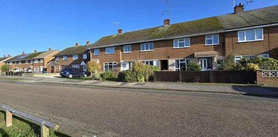 The Oval, Retford, DN22 - Photo 2