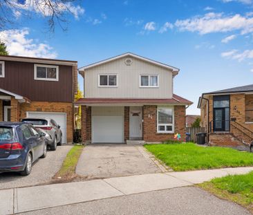 For Lease - 32 Lady Stewart Boulevard, Brampton, Ontario - Photo 2
