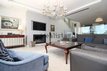 Alquiler de chalet adosado en Calle Campanillas s/n - Photo 4