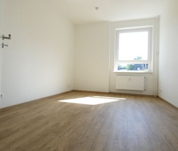 ** Sie suchen eine modernisierte Altbauwohnung in zentraler, dennoc... - Foto 3