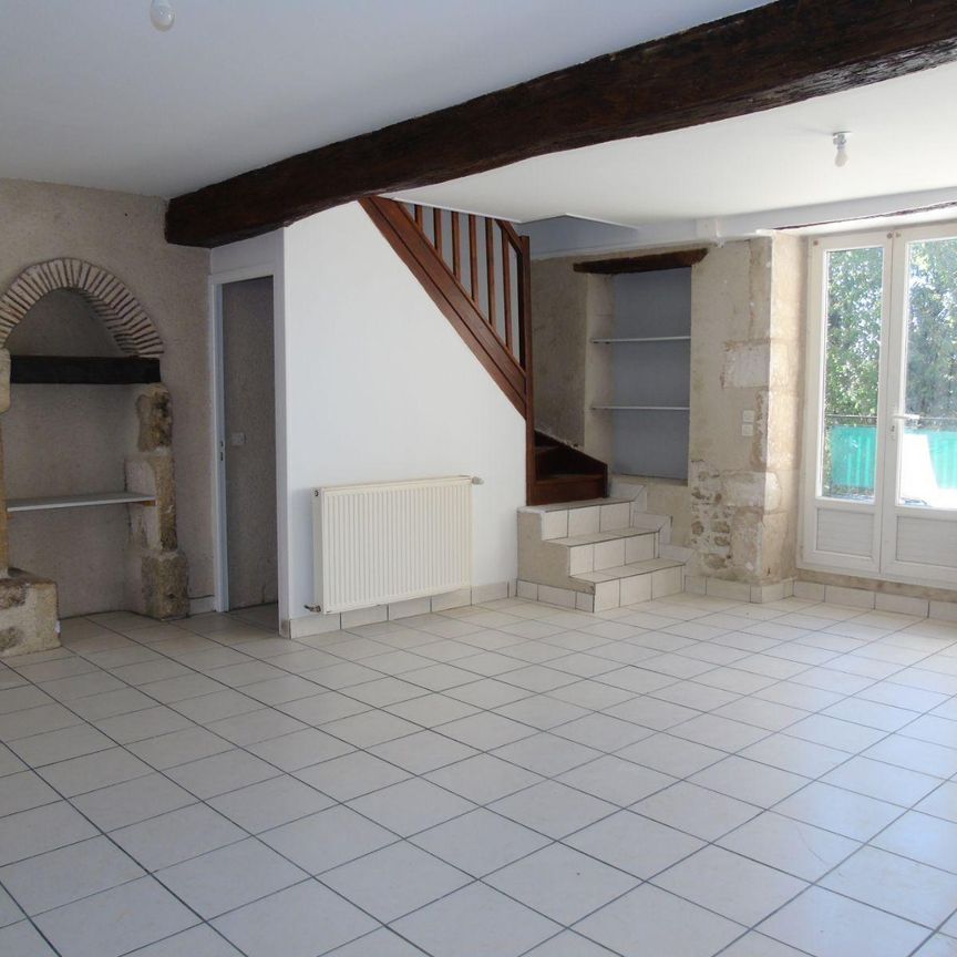 A LOUER: Un Appartement en duplex type F4 de 90 m² situé Rue des merciers à AVALLON (89200) com... - Photo 1