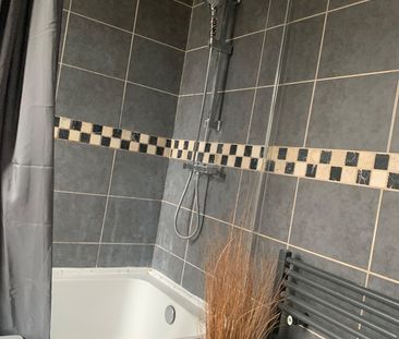 Room in a Shared House, Glebelands Av, IG2 - Photo 2