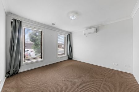 23 Currawong Crescent, Pakenham VIC 3810 - House For Rent | Domain - Photo 4