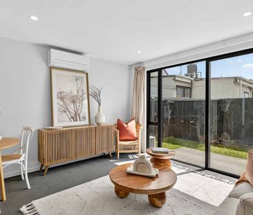 Two Bedroom On Percy Street! - Photo 4