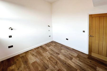 Waterside House, Waterside North, LINCOLN - Photo 4