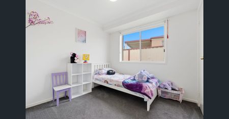 Conveniently Located Four Bedroom Home - Photo 3