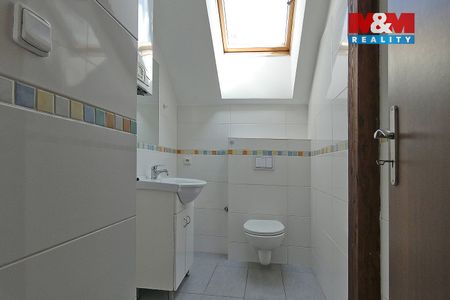 Pronájem bytu 3+1 106 m² - Photo 4